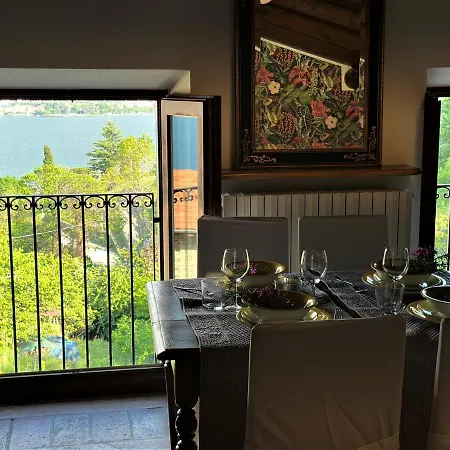 Aparthotel L'Antico Borgo à Cremia Extérieur photo